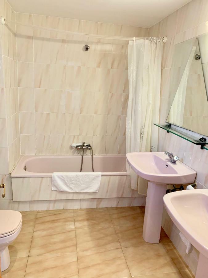 Apartamento - Wifi Free - Frente Al Mar 살루 외부 사진