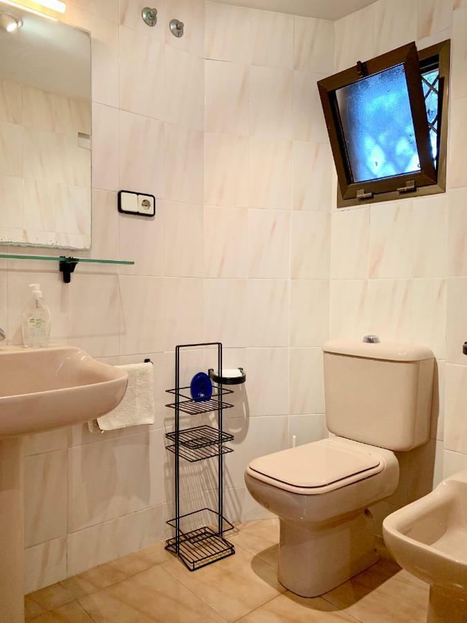 Apartamento - Wifi Free - Frente Al Mar 살루 외부 사진
